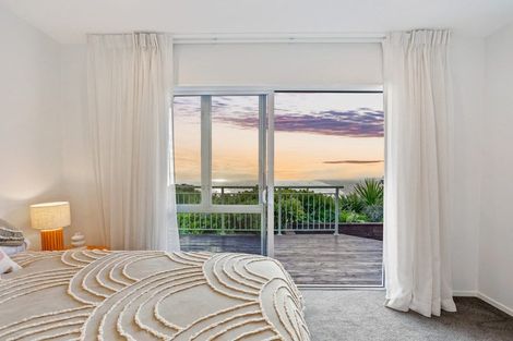 Photo of property in 77 Waitea Road, Muriwai, 0881