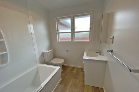 Photo of property in 676 Main Street, Palmerston North, 4414