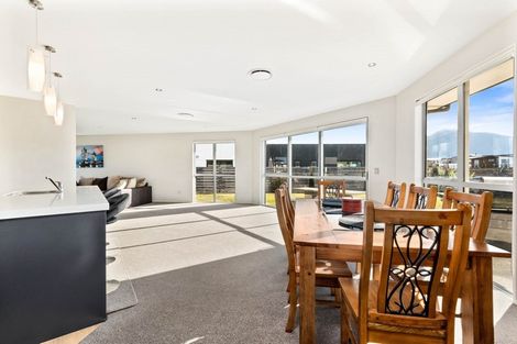 Photo of property in 5 Sunnyside Lane, Wanaka, 9305