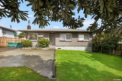 Photo of property in 108 Tirimoana Road, Te Atatu South, Auckland, 0602