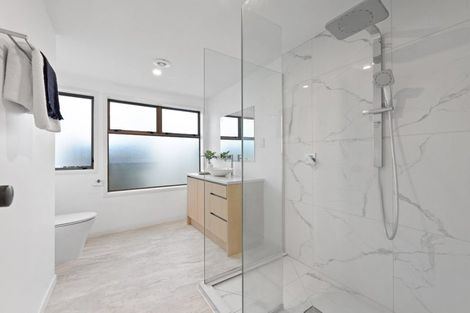 Photo of property in 8 Rapallo Place, Farm Cove, Auckland, 2012