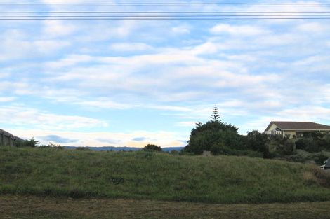 Photo of property in 44 Moana Street, Otaki Beach, Otaki, 5512