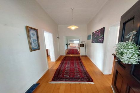 Photo of property in 39 South Road, Blagdon, New Plymouth, 4310