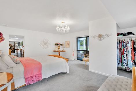 Photo of property in 237 High Street, Oxford, 7430