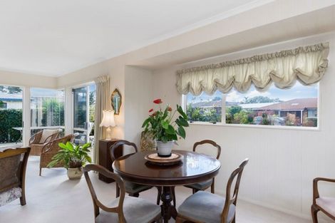 Photo of property in 18 Balmacewen Place, Mount Maunganui, 3116