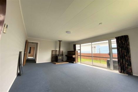 Photo of property in 49 Maitland Street, Strathern, Invercargill, 9812
