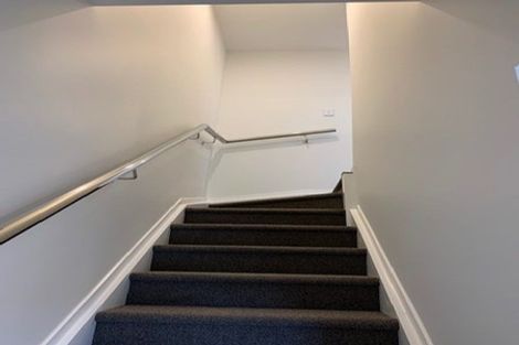 Photo of property in 6 Hoopers Road, Glen Eden, Auckland, 0602