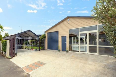 Photo of property in 1 Tapiri Street, Parklands, Christchurch, 8083