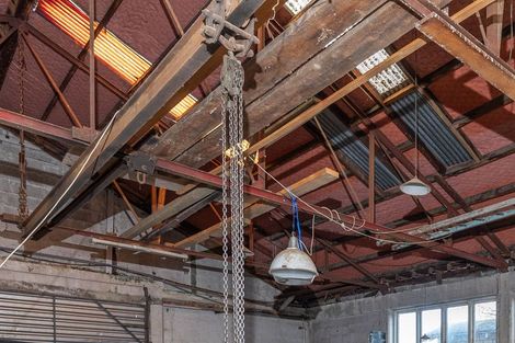 Photo of property in 122 Great South Road, Huntly, 3700