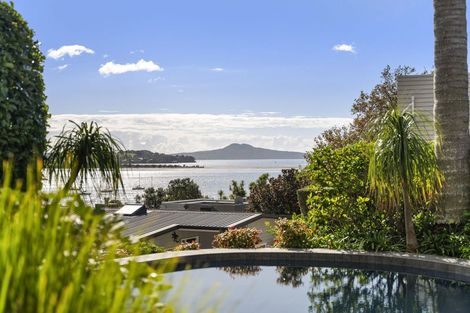 Photo of property in 23 Clyside Avenue, Half Moon Bay, Auckland, 2012