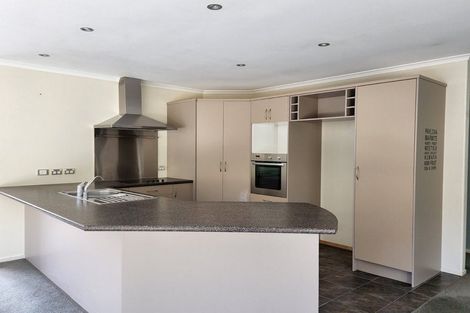 Photo of property in 60 Cabeleigh Drive, Helensville, 0800