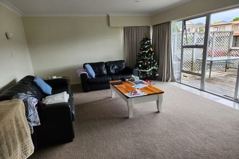 Photo of property in 8a Mccrystal Avenue, Bucklands Beach, Auckland, 2012