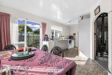 Photo of property in 80 Aotea Crescent, Tokoroa, 3420