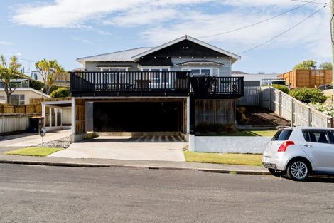 Photo of property in 14 Miller Street, Green Island, Dunedin, 9018