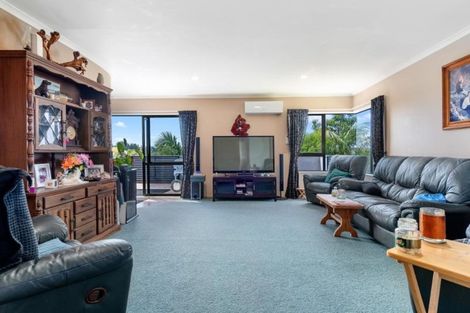 Photo of property in 6 Astor Place, Welcome Bay, Tauranga, 3112