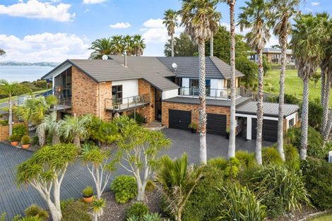 Photo of property in 5 Kotare Place, Sandspit, Warkworth, 0982