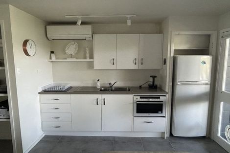 Photo of property in 47 Hadfield Street, Beach Haven, Auckland, 0626