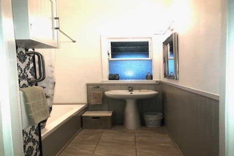 Photo of property in 146 Queen Street, Pukekohe, 2120