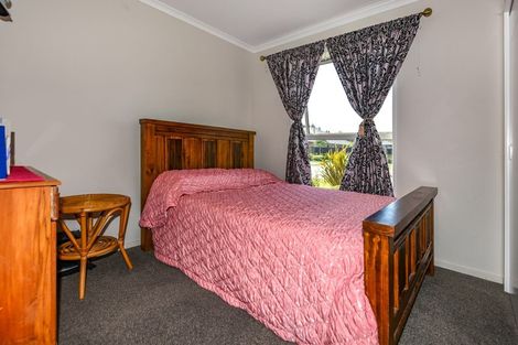 Photo of property in 2 Ledbury Drive, Rolleston, 7615