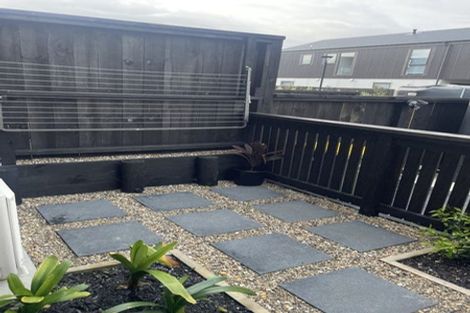 Photo of property in 65 Manarini Road, Westgate, Auckland, 0614