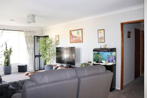 Photo of property in 84 Hakanoa Street, Huntly, 3700