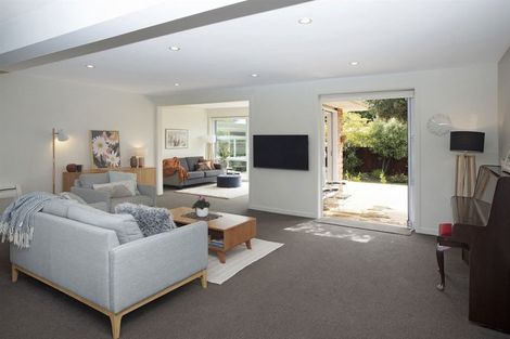 Photo of property in 71 Frankleigh Street, Somerfield, Christchurch, 8024