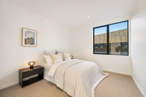 Photo of property in 1 Serpentine Street, Wanaka, 9305
