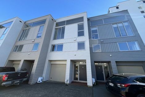 Photo of property in 10/15 Roxburgh Street, Mount Victoria, Wellington, 6011