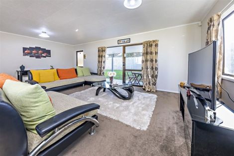 Photo of property in 2/55 Alfriston Road, Manurewa East, Auckland, 2102