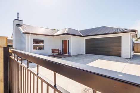 Photo of property in 11a Belvedere Crescent, Takaro, Palmerston North, 4412