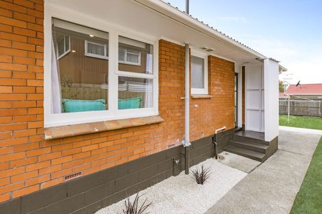 Photo of property in 2/26 Kirton Crescent, Manurewa, Auckland, 2102