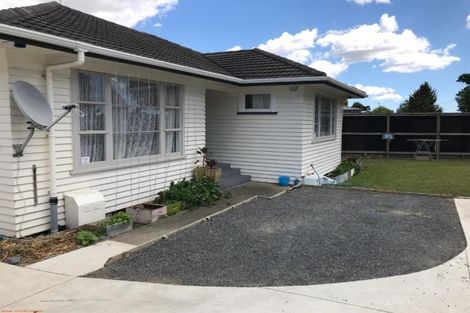 Photo of property in 27 Collins Road, Melville, Hamilton, 3206