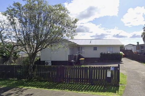 Photo of property in 4 Aden Place, Clendon Park, Auckland, 2103