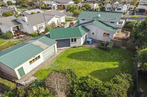 Photo of property in 1 Ngapuhi Street, Saint Johns Hill, Whanganui, 4501
