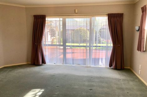 Photo of property in 11 Fendalton Drive, Rototuna, Hamilton, 3210