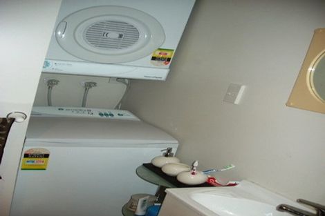 Photo of property in 4/27 Drummond Street, Mount Cook, Wellington, 6021