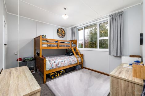 Photo of property in 58 Timaru Road, Waimate, 7924