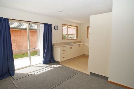 Photo of property in 2/43 Peverel Street, Riccarton, Christchurch, 8041