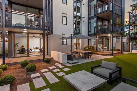 Photo of property in 1/50 Kilmore Street, Christchurch Central, Christchurch, 8013