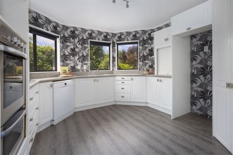 Photo of property in 77 Joseph Banks Drive, Whitby, Porirua, 5024