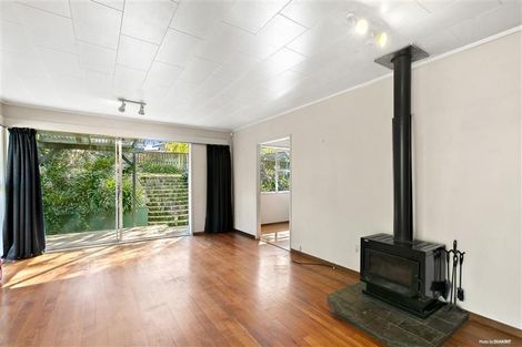 Photo of property in 5 Temuri Place, Glendene, Auckland, 0602
