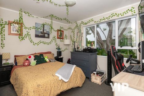 Photo of property in 1/71 Larsen Crescent, Tawa, Wellington, 5028