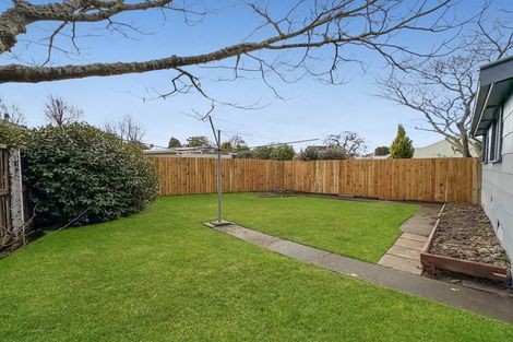 Photo of property in 24 Greendale Avenue, Avonhead, Christchurch, 8042