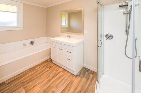 Photo of property in 19 Field Street, Aramoho, Whanganui, 4500