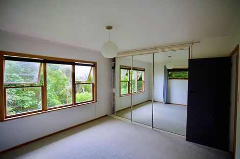 Photo of property in 14 Tinopai Road, Titirangi, Auckland, 0604