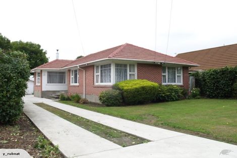 Photo of property in 72 Cutts Road, Russley, Christchurch, 8042