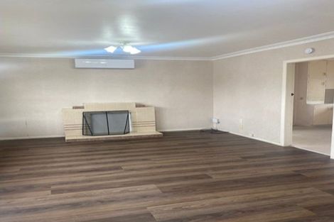 Photo of property in 2/29 Shirley Avenue, Papakura, 2110