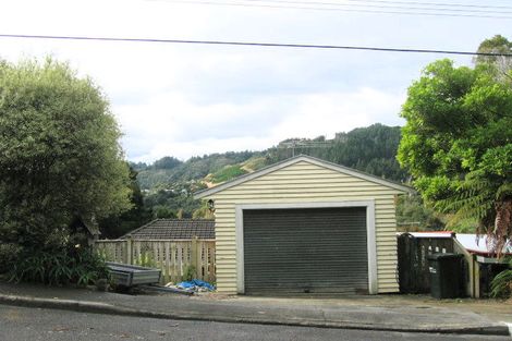 Photo of property in 71 Wyndham Road, Pinehaven, Upper Hutt, 5019
