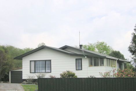 Photo of property in 30 Sequoia Crescent, Owhata, Rotorua, 3010