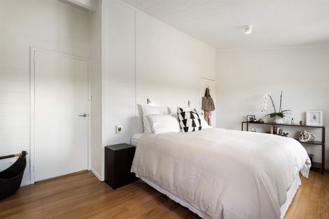 Photo of property in 1/79 Park Rise, Campbells Bay, Auckland, 0630